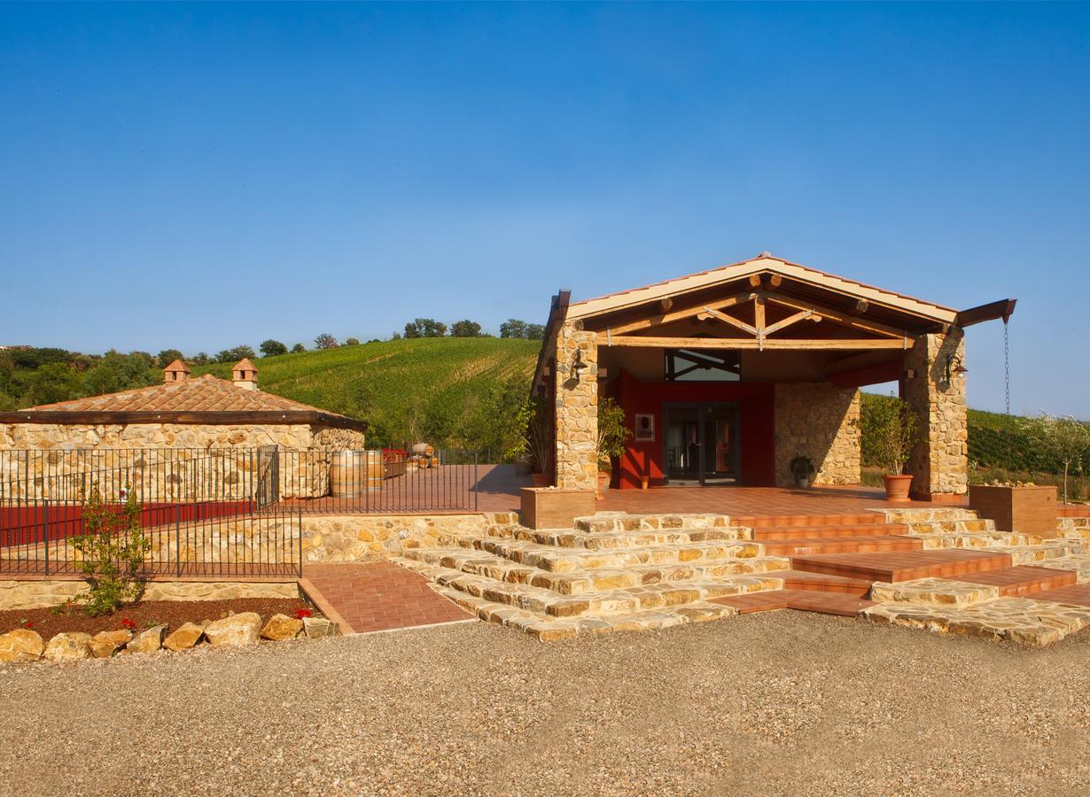 Agriturismo & Cantina Tenuta Casteani Ribolla エクステリア 写真